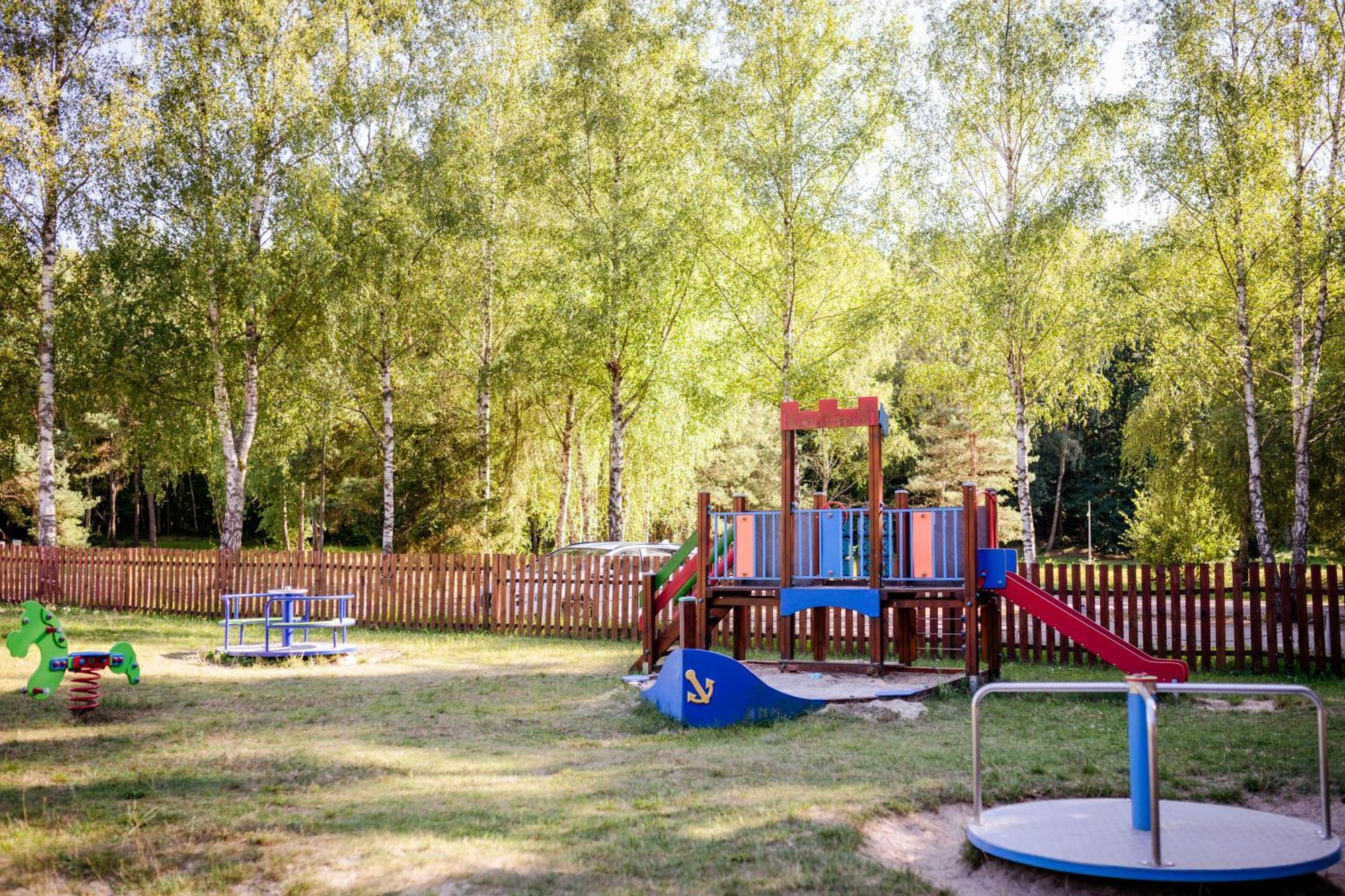 Zacisze,Pl Domki Premium I Bungalowy Deluxe Nad Jeziorem Lagowskim Exterior foto